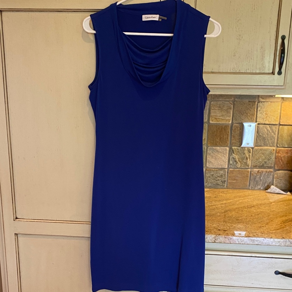 Calvin Klein Women's Lightweight Blue Dress. Size 4